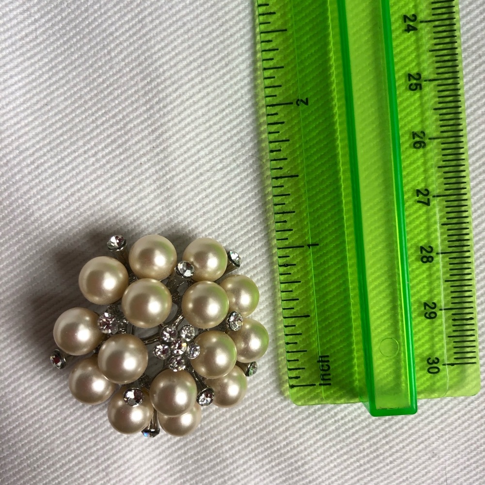 Brooch - Picture 2 of 2